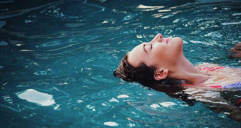 Piscina all'aperto a Tirolo